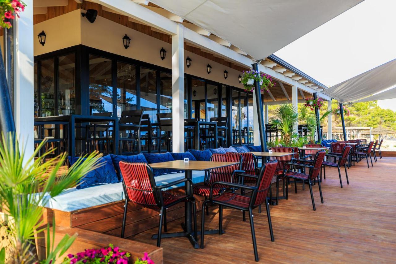 Ecuador Resort Zvernec Luaran gambar